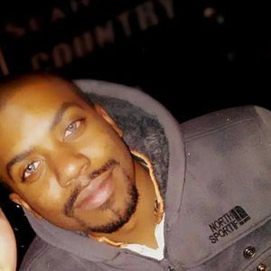 Meet your Posher, Deshaun